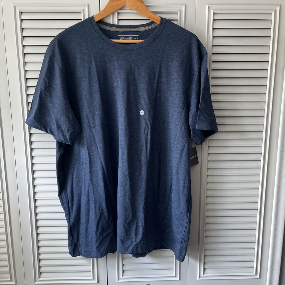 Eddie Bauer blue extra large T-shirt